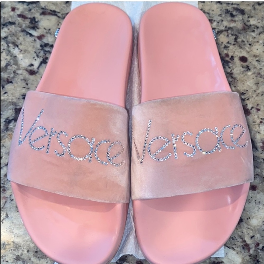AUTHENTIC GOOD CONDITION VERSACE PINK BLING SLIDES 81/2 COMES WITH DUSTBAG